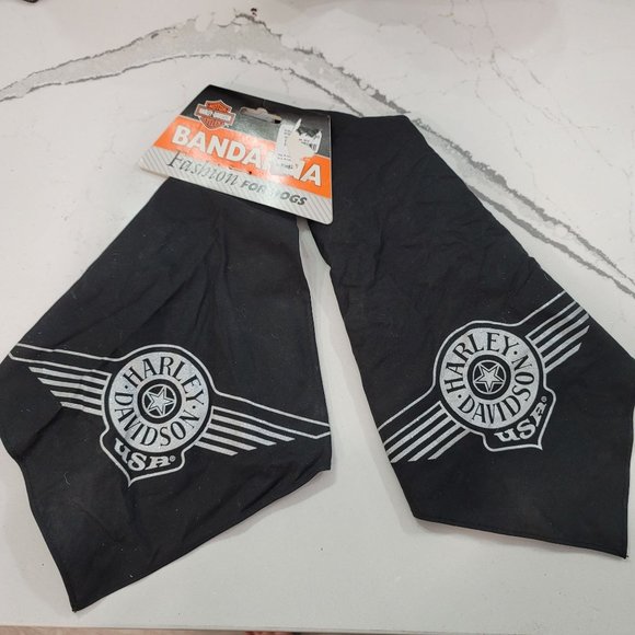 Harley Davidson motorcycle dog bandana set of 2. one is NWT the other one used. - Picture 6 of 6